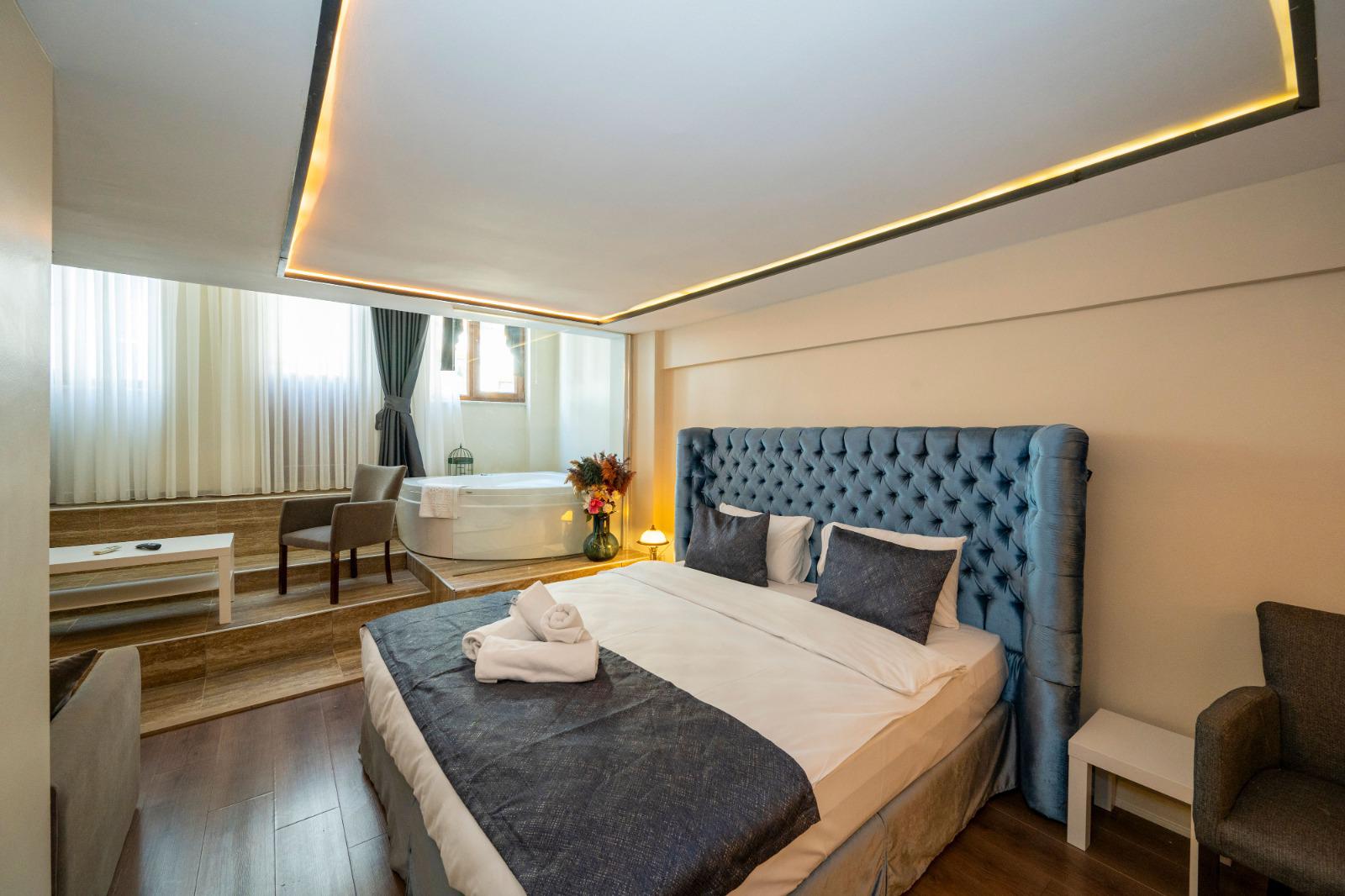Nişantaşında King Jakuzili Suite